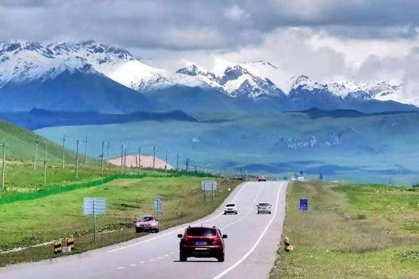 夏季新疆自驾游路线推荐